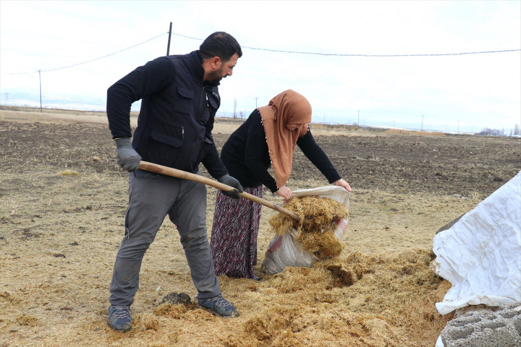 Aksaraylı gelinin azmi Ağrı’da örnek oldu 1