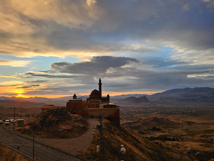 Doğubayazıt&#039;ın 400 yıllık lezzeti rağbet görmeye devam ediyor 1