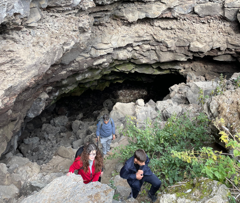 Ağrı’nın doğal mirası Buz Mağarası, sonbaharda da ilgi görüyor 4