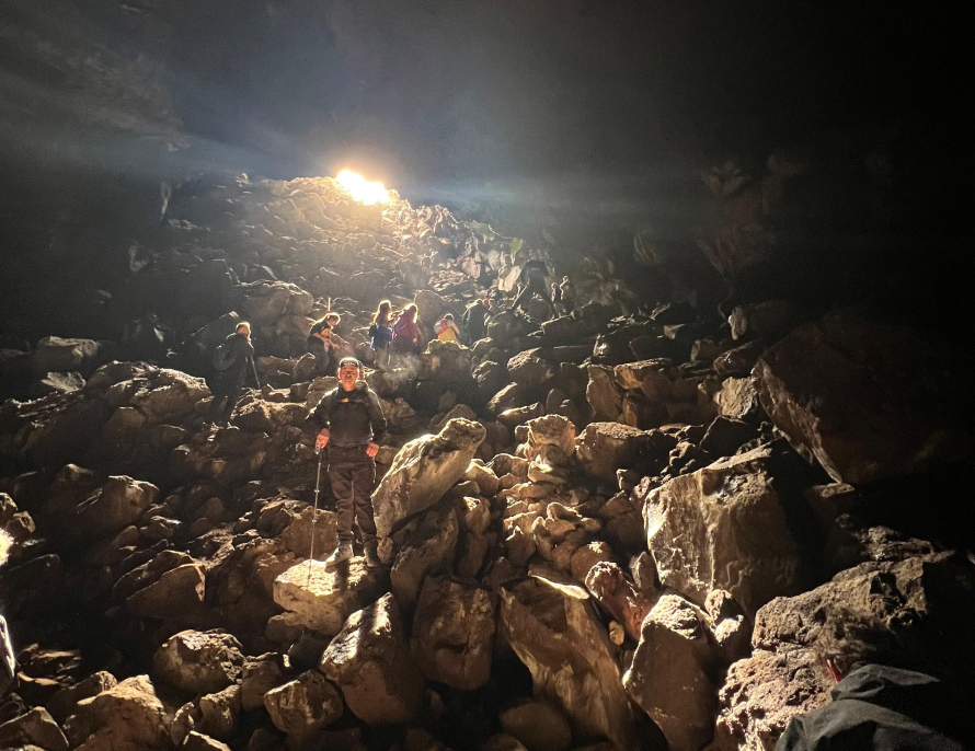 Ağrı’nın doğal mirası Buz Mağarası, sonbaharda da ilgi görüyor 6