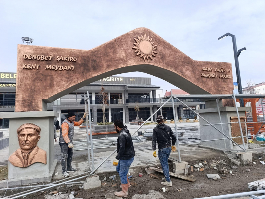 Ağrı Kent Meydanı açılış öncesi dış görünümüyle dikkat çekti 4