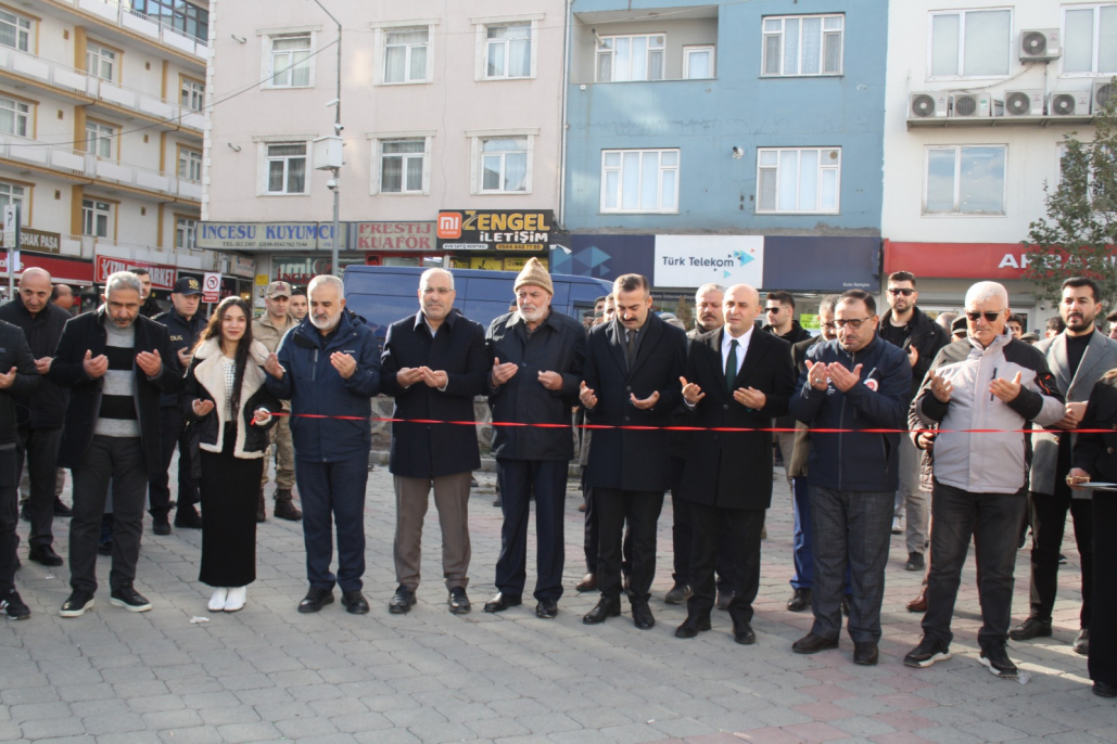 Doğubayazıt’ta Filistin için hayır çarşısı kuruldu 2