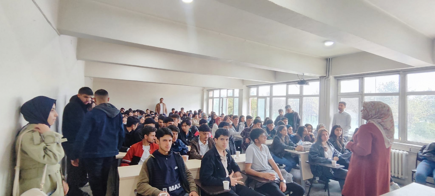 Şemsi Türkmen öğrencilerine üniversite tecrübesi yerinde yaşatıldı 3