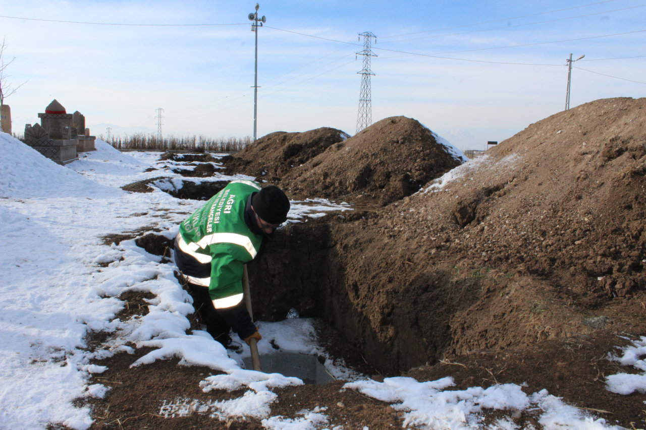 Şehir Mezarlığı'nda modern ve ücretsiz hizmet anlayışı
