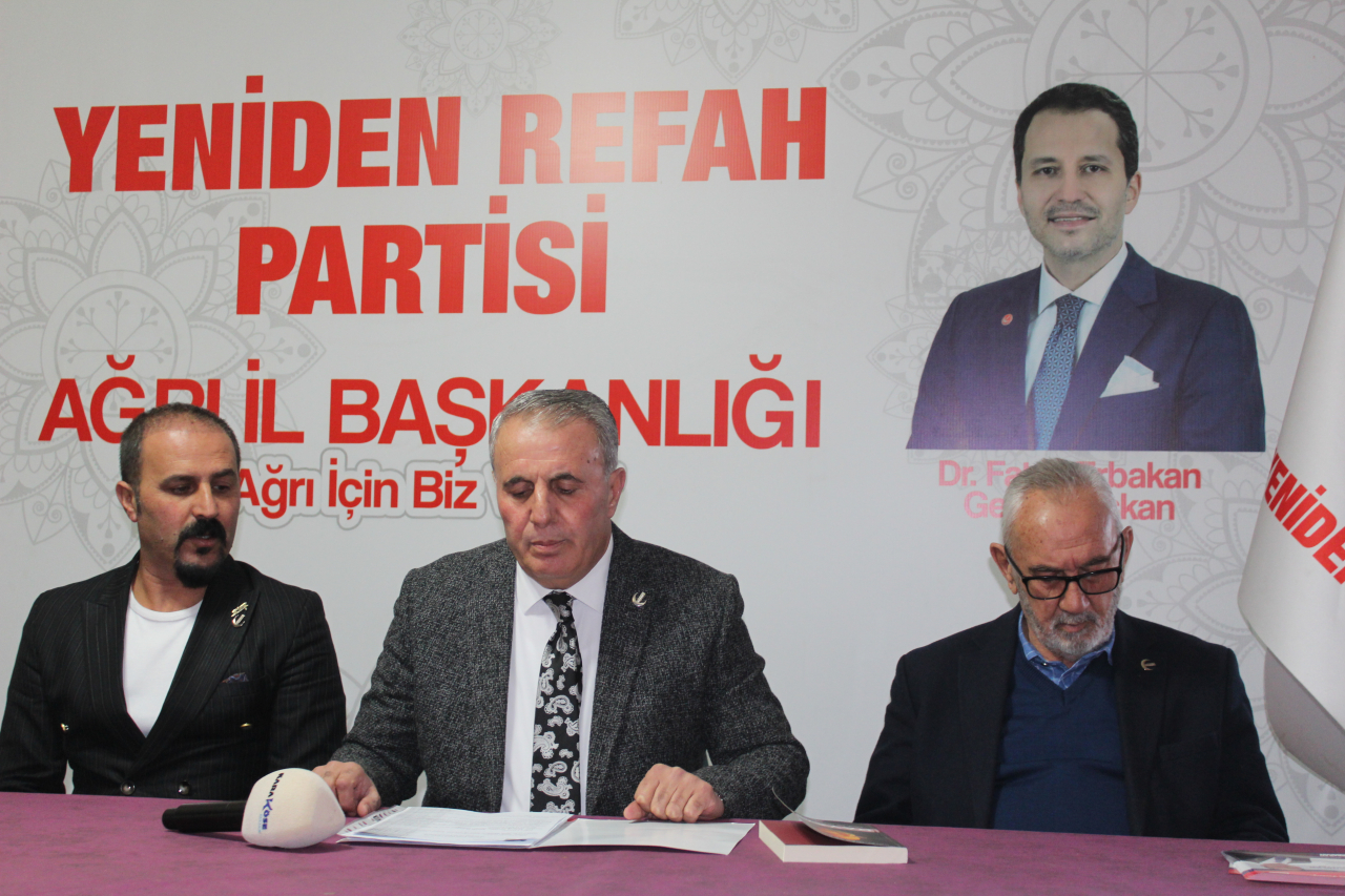 Ağrı Yeniden Refah Partisi'nden ramazan öncesi basın açıklaması