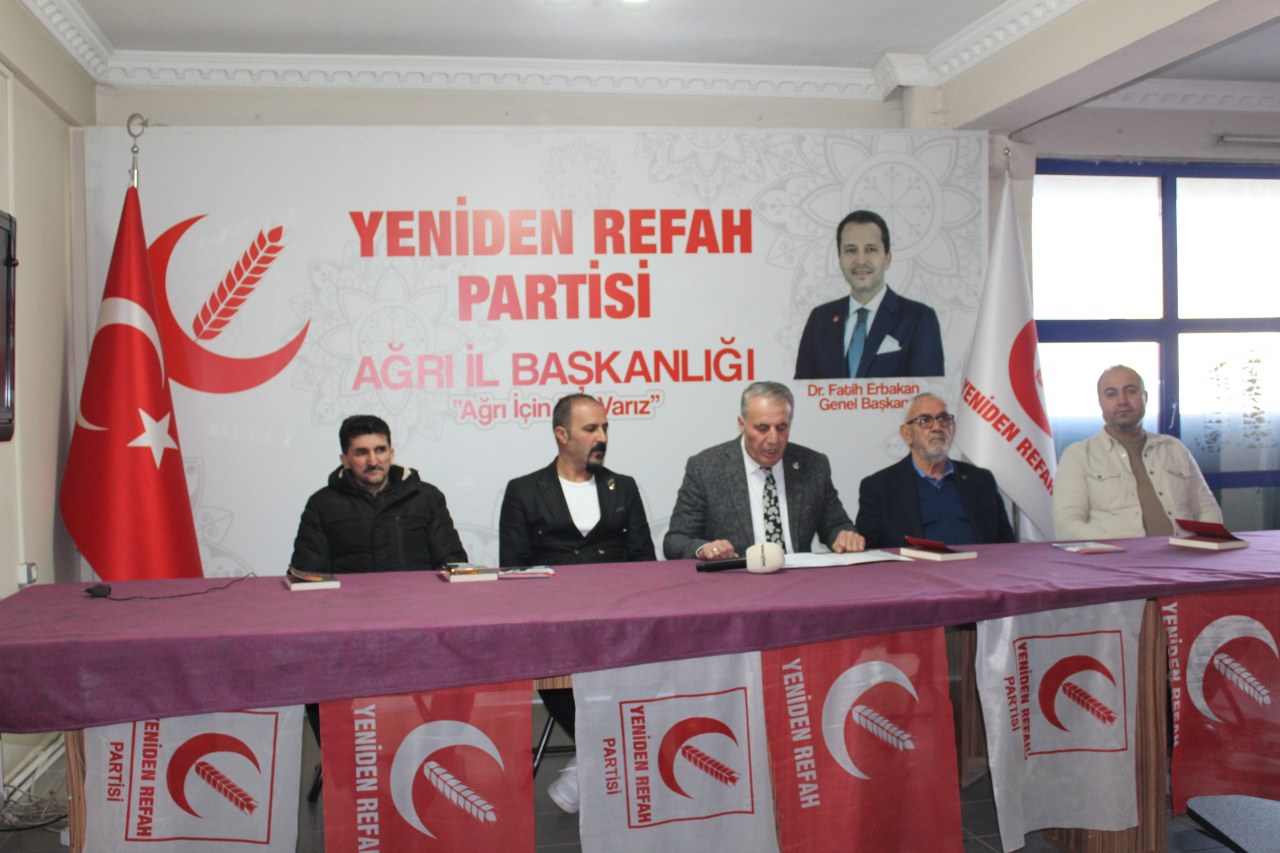 Ağrı Yeniden Refah Partisi'nden ramazan öncesi basın açıklaması