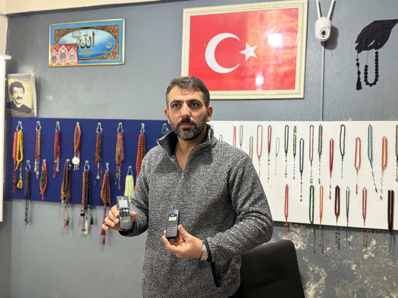 Ağrı'da eski telefonlara yoğun ilgi