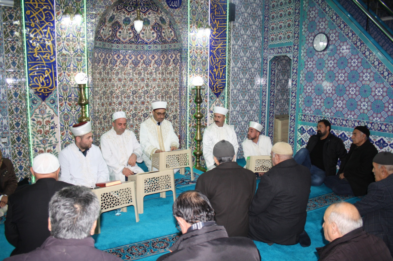 Doğubayazıt'ta 6 Şubat deprem şehitleri için dualar edildi