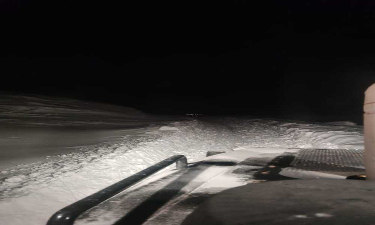 Doğubayazıt'ta eğitim aksamadı köy yolları ulaşıma açıldı