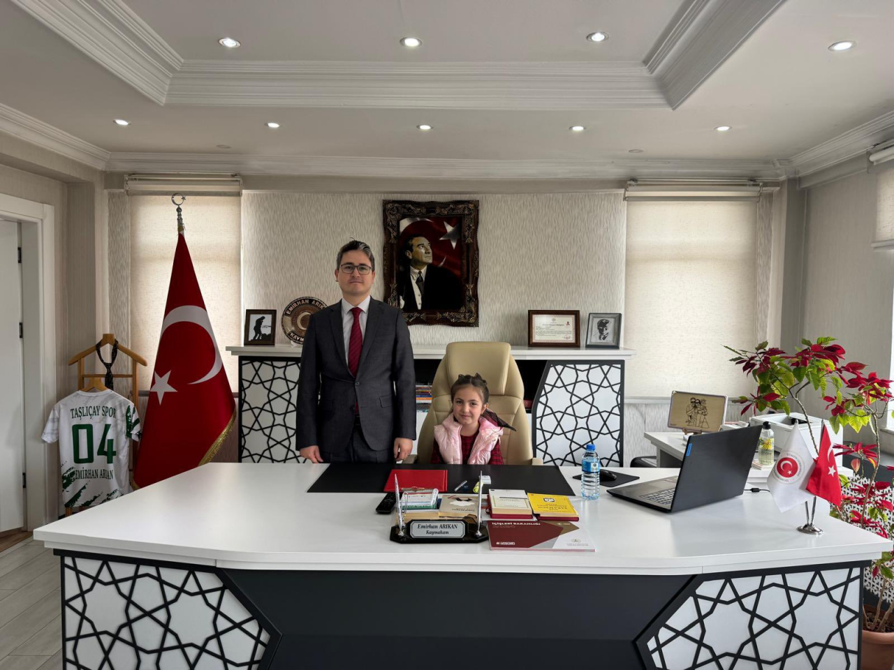 Taşlıçay'da kaymakamlık görevini çocuklar üstlendi