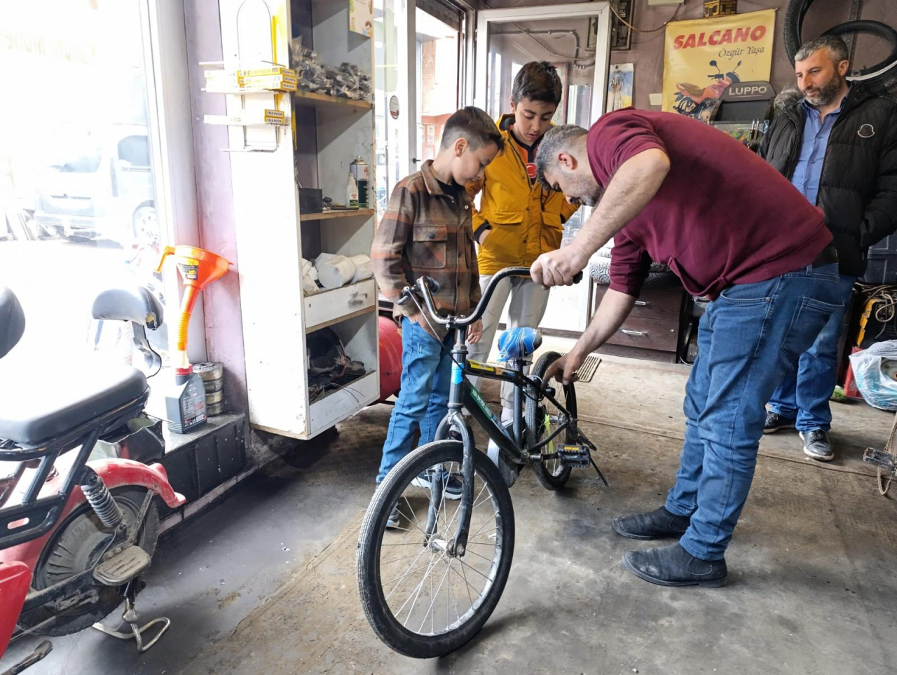 Ağrı'da bisiklet sezonu açıldı, güvenli sürüş için uyarılar geldi