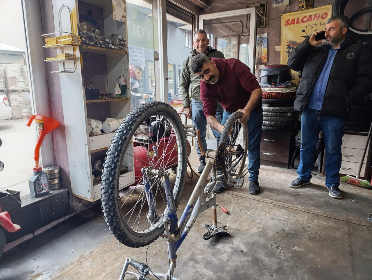 Ağrı'da bisiklet sezonu açıldı, güvenli sürüş için uyarılar geldi