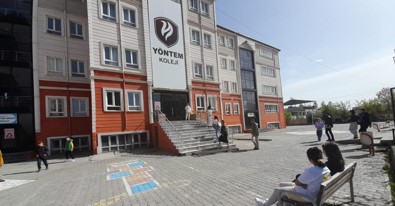 Doğubayazıt Yöntem Koleji üç yıl üst üste birinci oldu