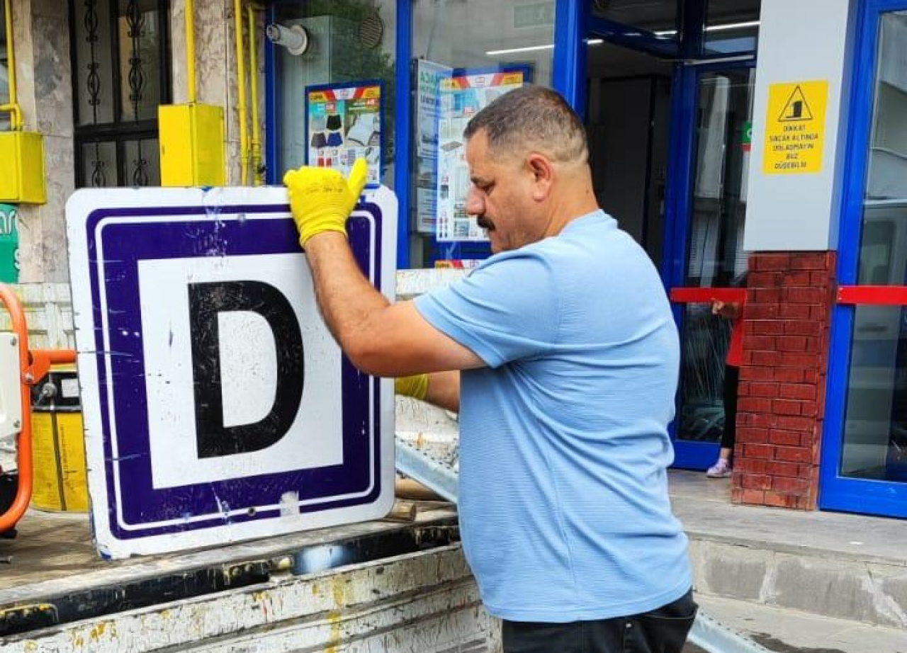 Ağrı'da kent içi trafiğe hız kesici ve kapan düzenlemesi