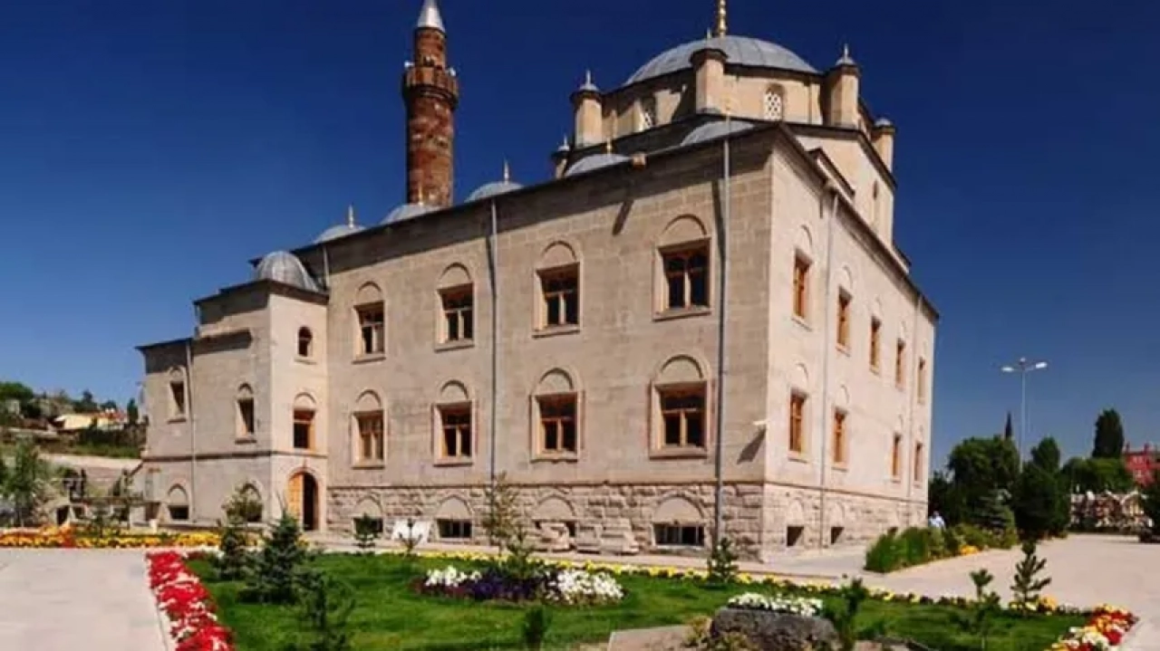 Kars'ın unutulmaz gezi noktaları ve efsane lezzetleri