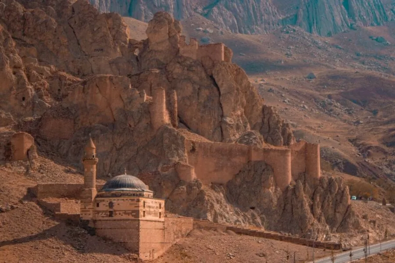 Ağrı'da Gezilecek Yerler