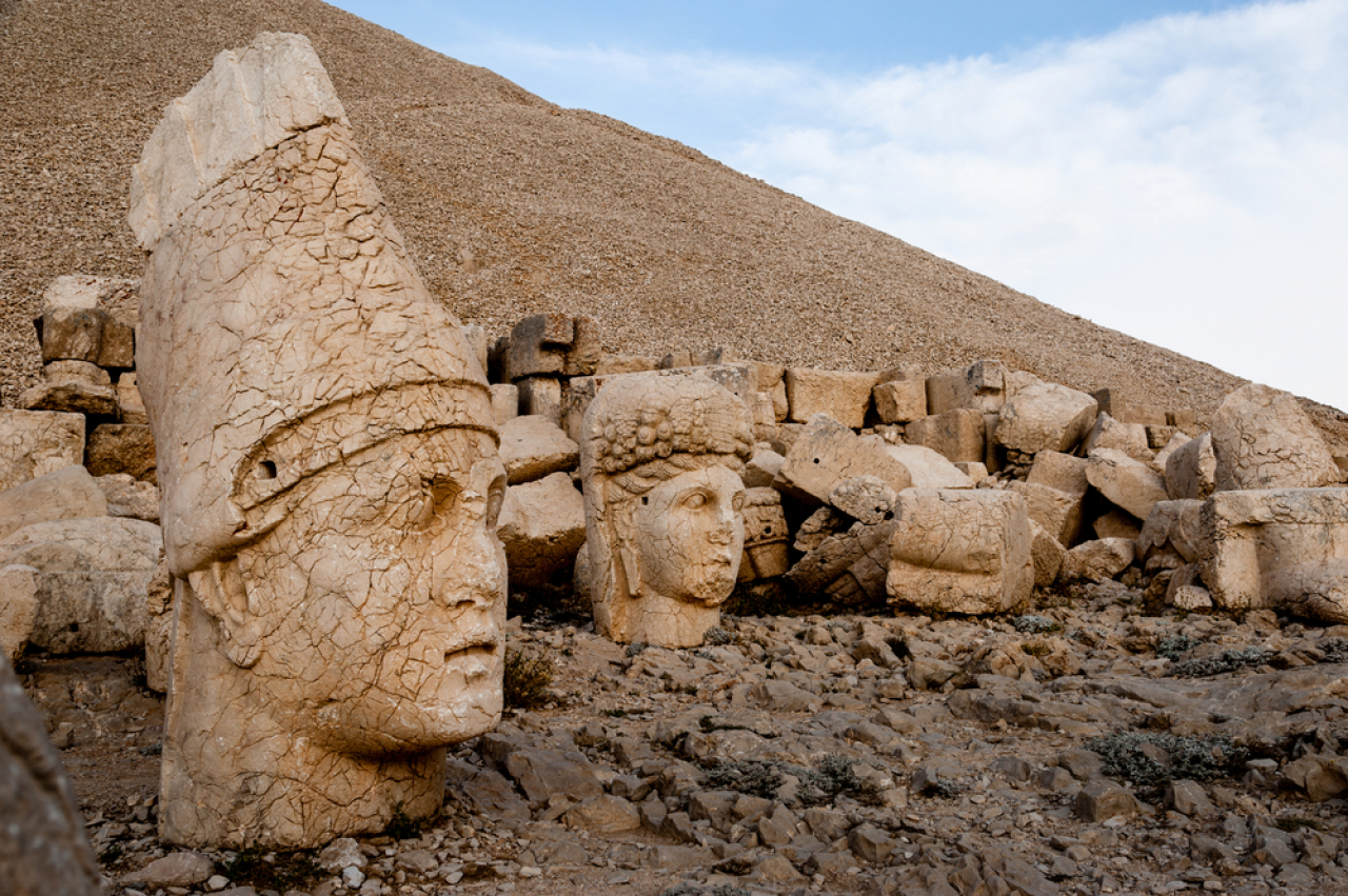 Nemrut Dağı: Güneşin Başkenti Nemrut Dağı'nı Keşfediyoruz