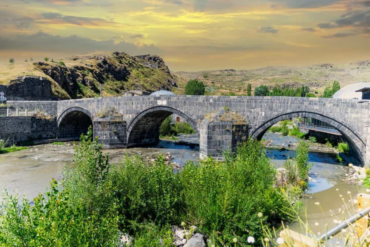 Kars'ta Gezilecek Yerler | En İyi 18 Gezilecek Yer Listesi