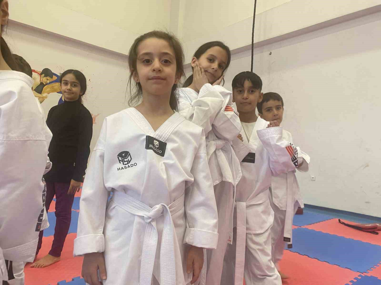 Patnos'ta taekwondo ilgisi büyüyor: Gençler disiplin ve sporla güçleniyor