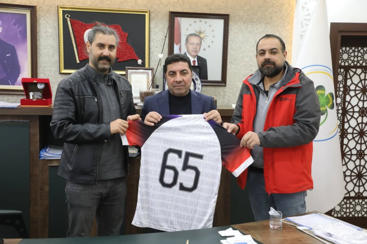 İpekyolu Belediye Gençlikspor'dan Başkan Ertaş'a Ziyaret