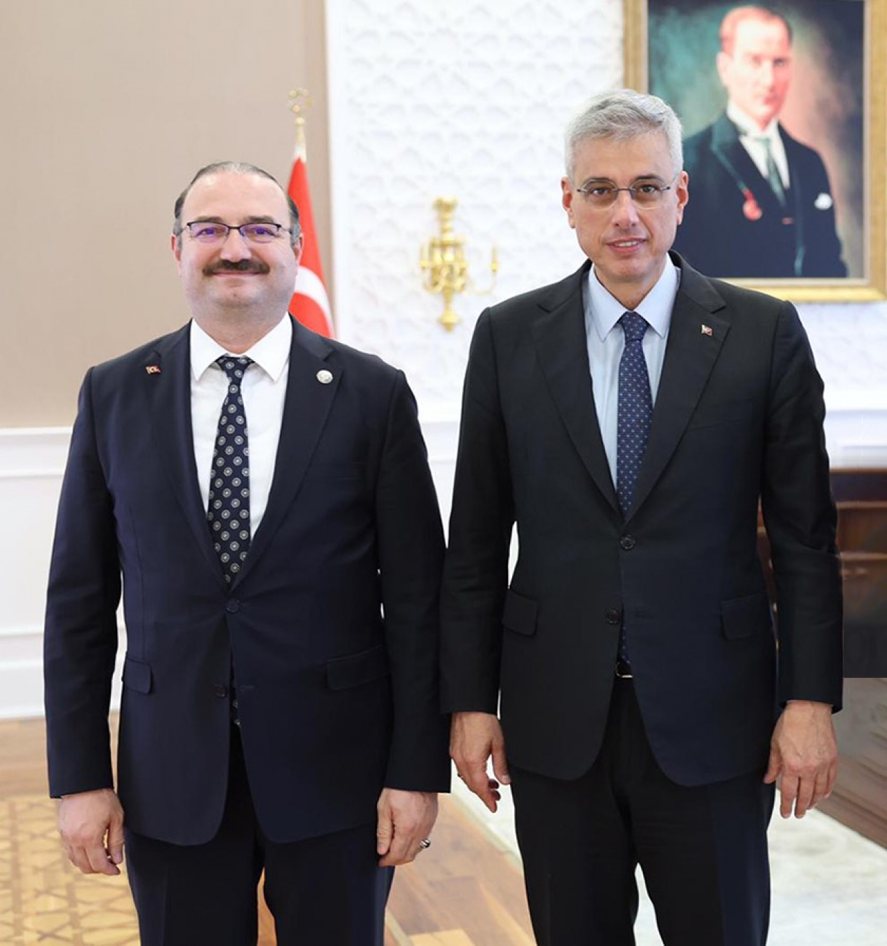 Atatürk Üniversitesi Rektörü Ankara'da Bakanlarla stratejik projeler görüştü