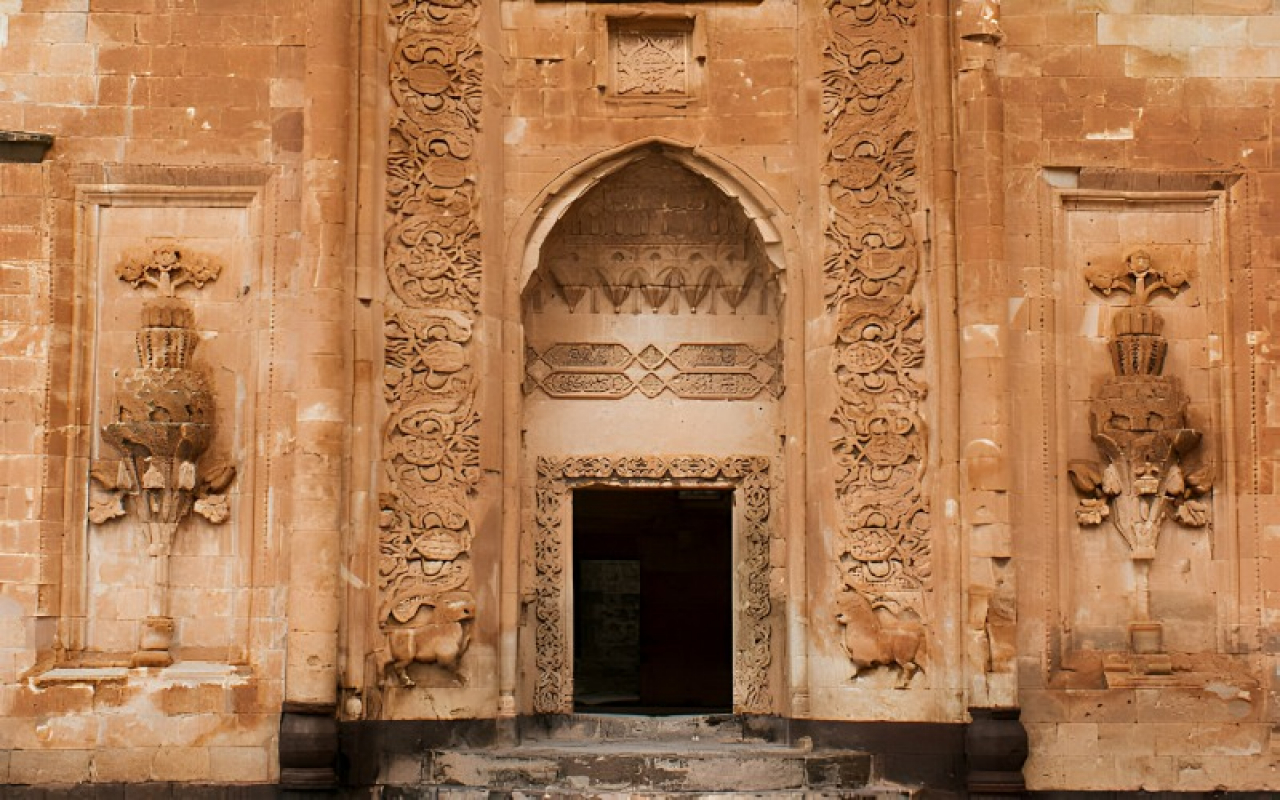 Doğubayazıt'ın Tarihi İhtişamı |İshak Paşa Sarayı hakkında Bilinmeyenler