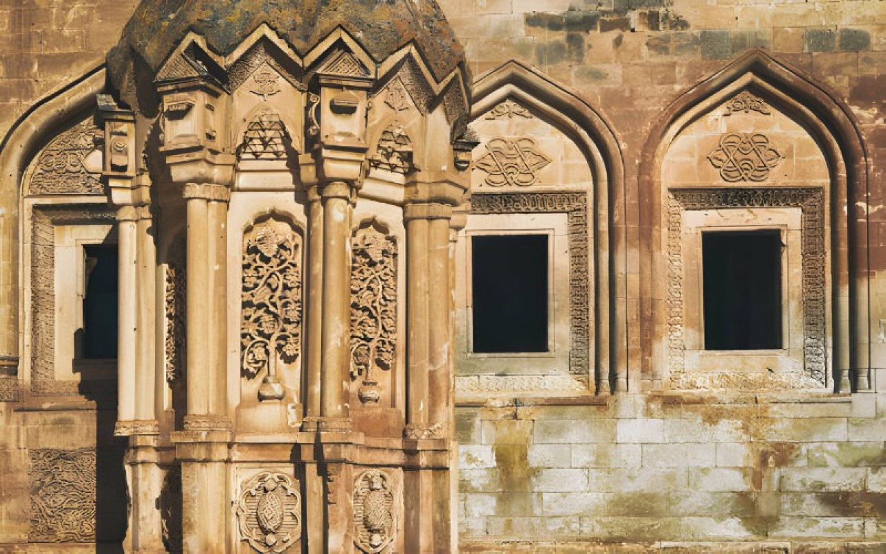 Doğubayazıt'ın Tarihi İhtişamı |İshak Paşa Sarayı hakkında Bilinmeyenler