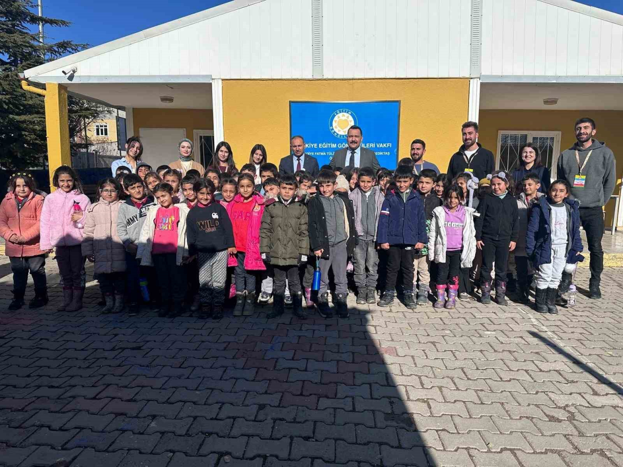 TEGV, Muradiye'de Eğitim Projelerini Tanıttı, Kaymakam Eğitime Destek Verdi