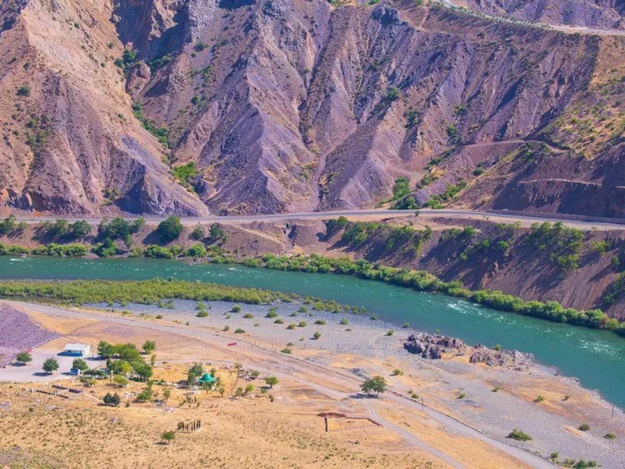 Ağrı'nın En Tanınmış Özellikleri: Şehrin İkonik Unsurları ve Tarihi Zenginlikleri
