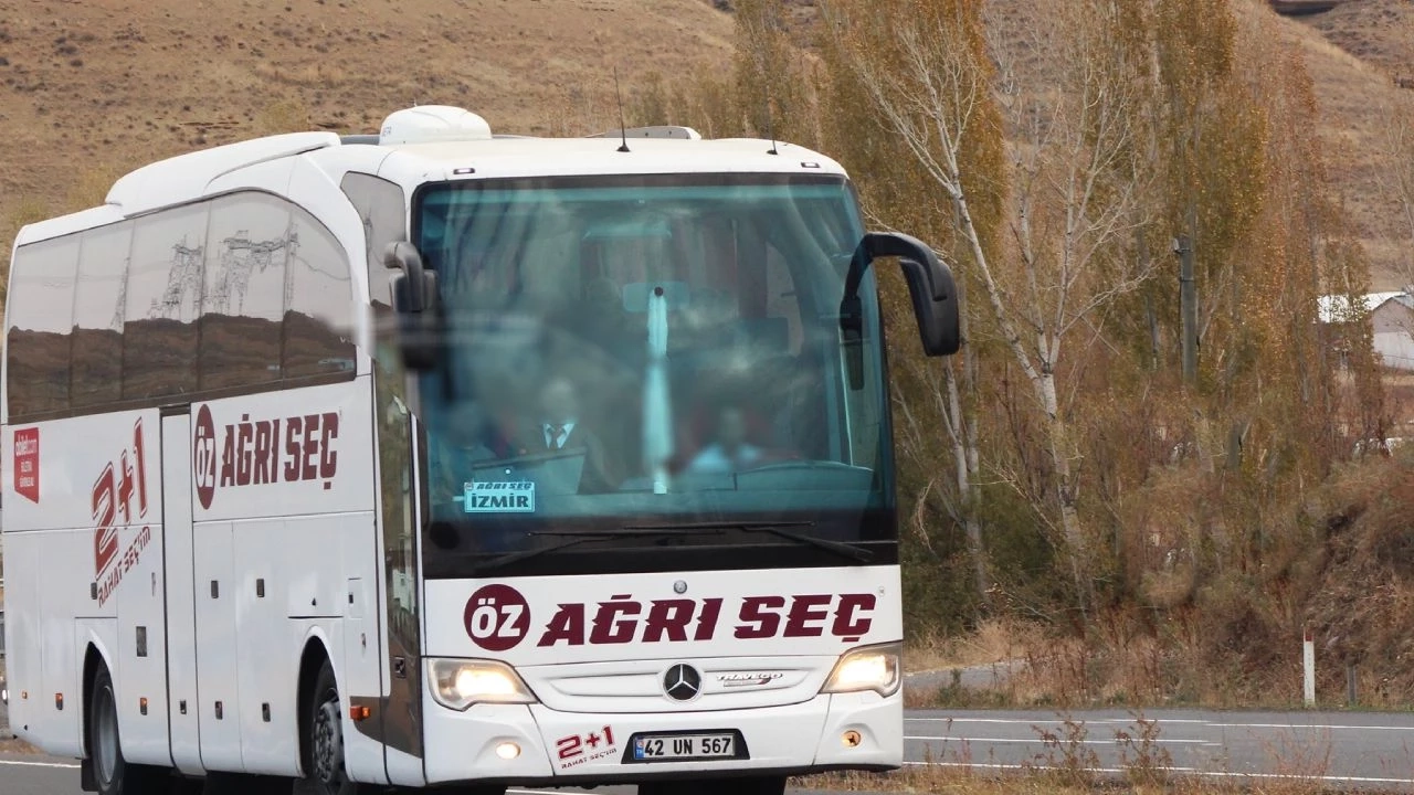 Kaza Yapan Otobüs Ağrı'nın mı? SEÇ Turizm Kimin, Sahibi Kim?