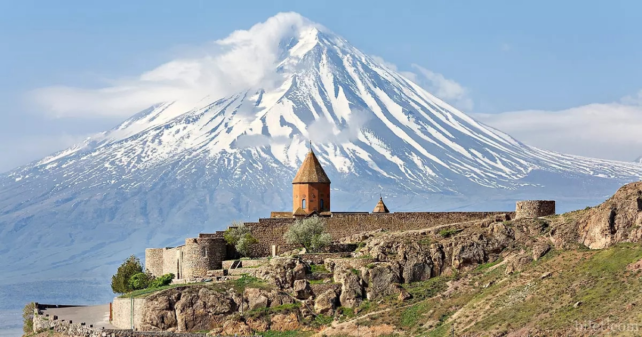 Ağrı'nın Lezzet Durağı: Meşhur Yiyecekleri ve Tatlıları ile Tanışın!