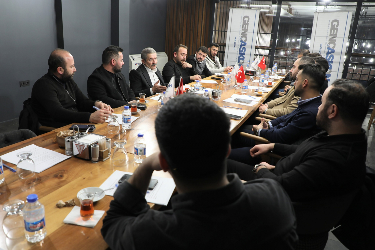 Başkan Takva'dan Genç Girişimcilere İlham Veren Söyleşi